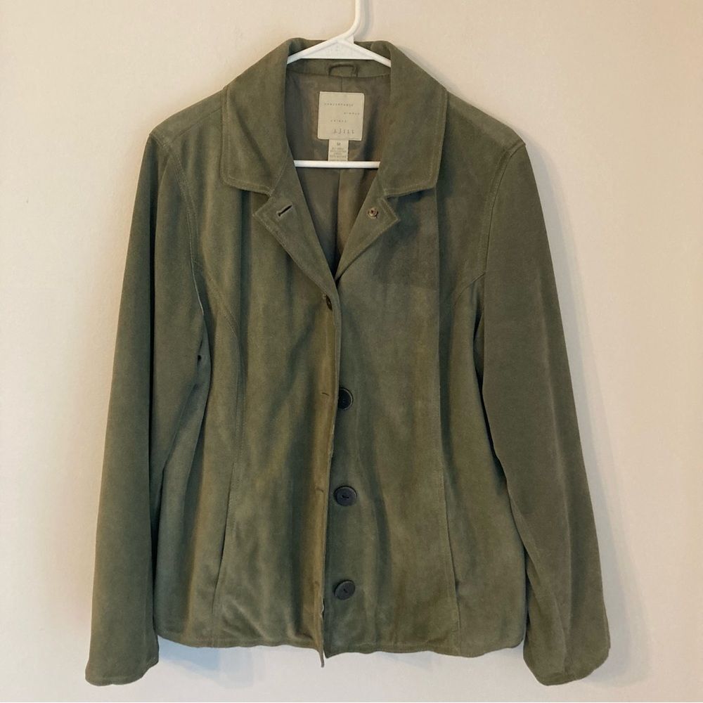 J. Jill Women’s 100% leather moss green coat/jacket. GUC! Size medium!